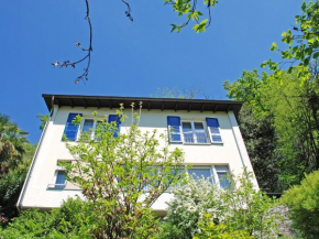 Отель Holiday Home Christa  Биссоне
